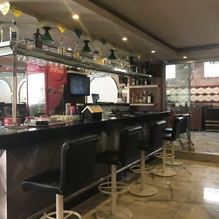 وفندق لافينيا 3* ألانيا