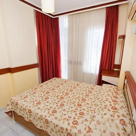 Lavinia & Alanya