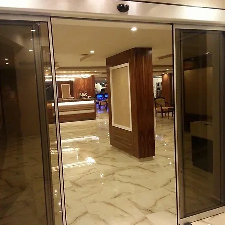 Lavinia & Apart Otel