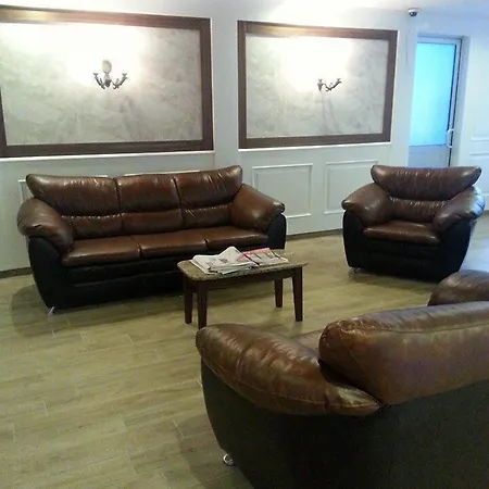 Lejlighedshotel Lavinia &