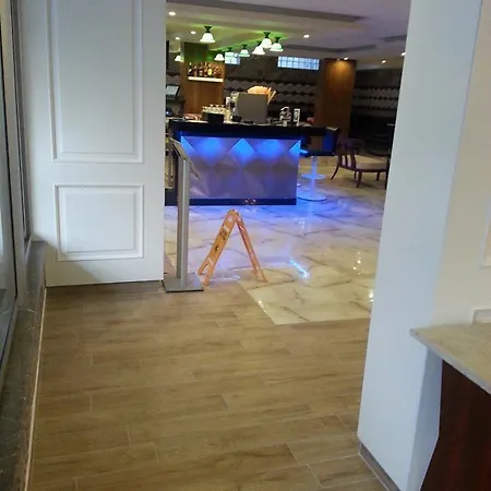 Lavinia & Lejlighedshotel Alanya