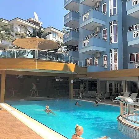 Lavinia & Apartmanhotel