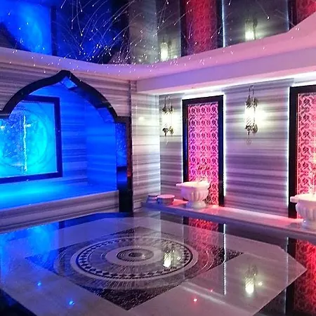 وفندق لافينيا 3* ألانيا