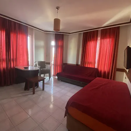 Lavinia & Alanya