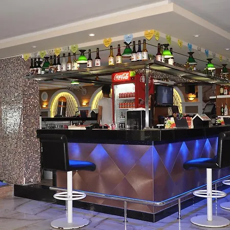 وفندق لافينيا