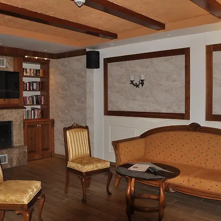 وفندق لافينيا