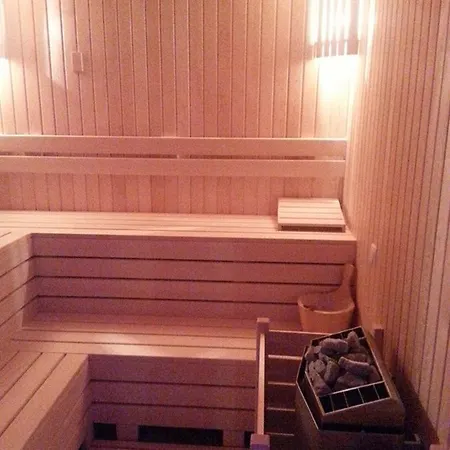 Lavinia & Hotel de apartamente 3*