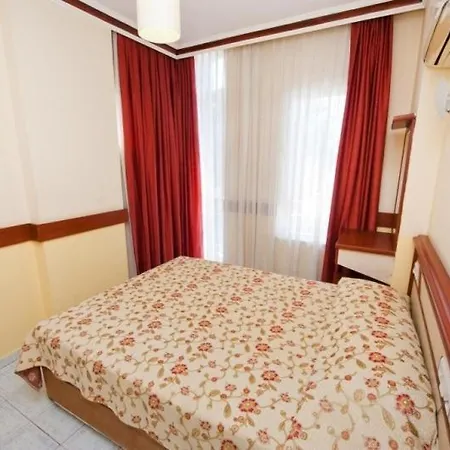 Lavinia & Alanya