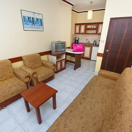 Lavinia & Hotel de apartamente 3*