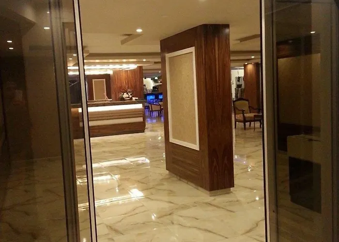 Lavinia & Apart Otel