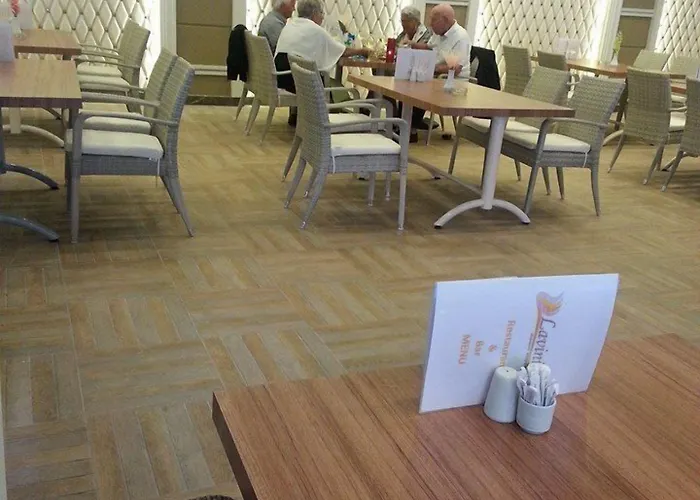 Lavinia & Apart Otel 3*